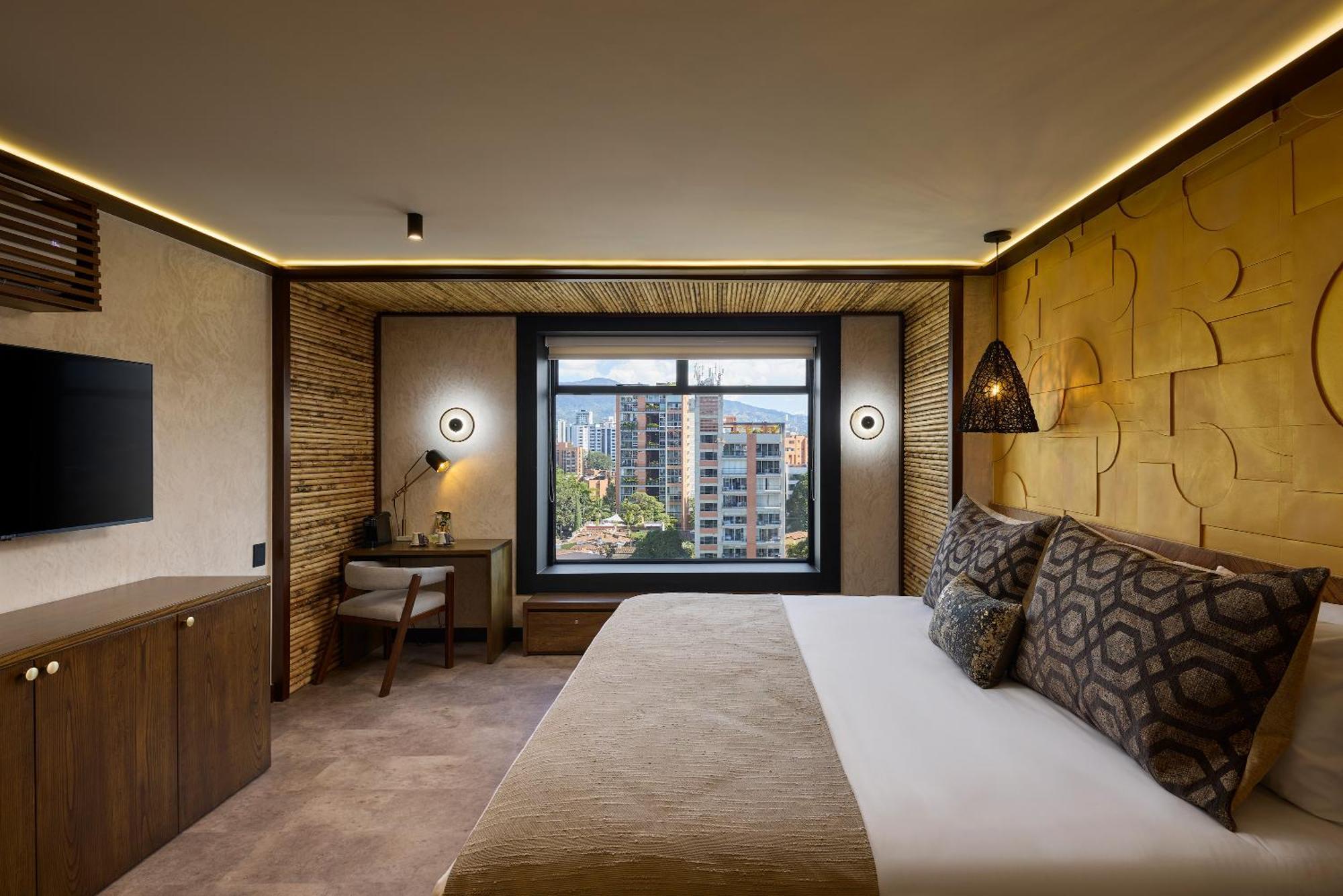Golden Valley Hotel Μεντεγίν Εξωτερικό φωτογραφία